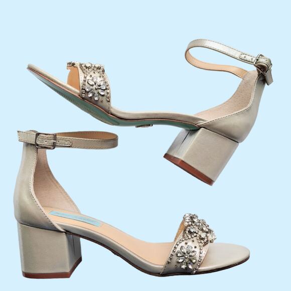 BETSEY JOHNSON SB-Mel Silver Jewel Block Heel Sandal Size 8 Ankle Strap Dressy - Picture 3 of 10